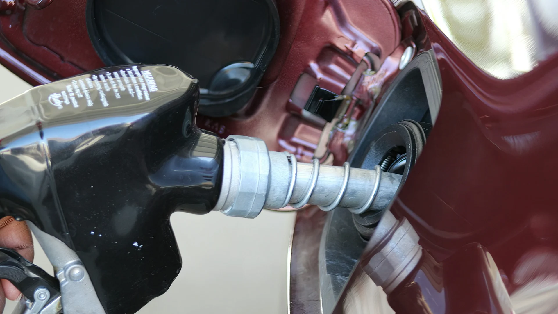 Benzin 95 eller 100 oktan? Og diesel eller benzin? Hvad betaler sig i 2026